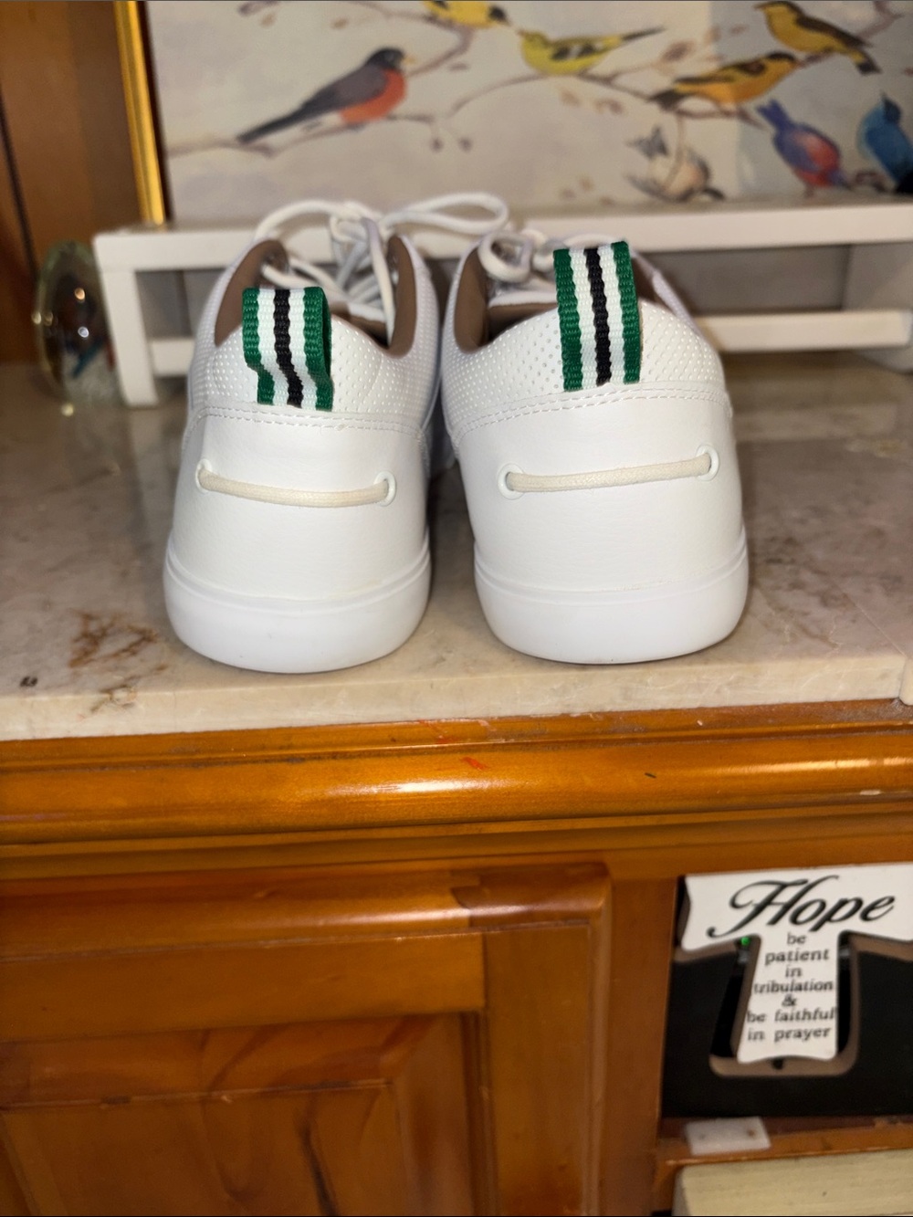 Lacoste Men's White Low-Top Leather Sneakers with Green Heel Tabs - Picture 3 of 6